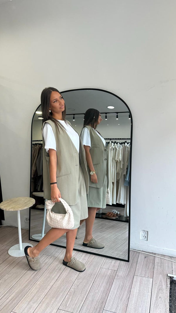 Ensemble Hanna kaki
